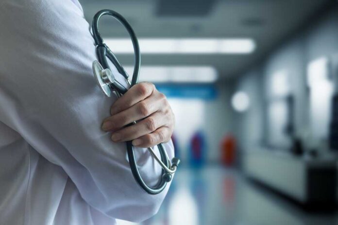 The,Concept,Of,Medicine,And,Professional,Care.,The,Doctor,Holds