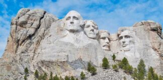 Mount Rushmore featuring the carved faces of four U.S. presidents