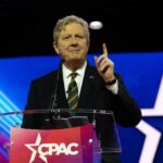 Kennedy’s Vicious Roast on Swalwell: “Life’s Harder When You’re Stupid” A politician delivering a speech at a CPAC conference